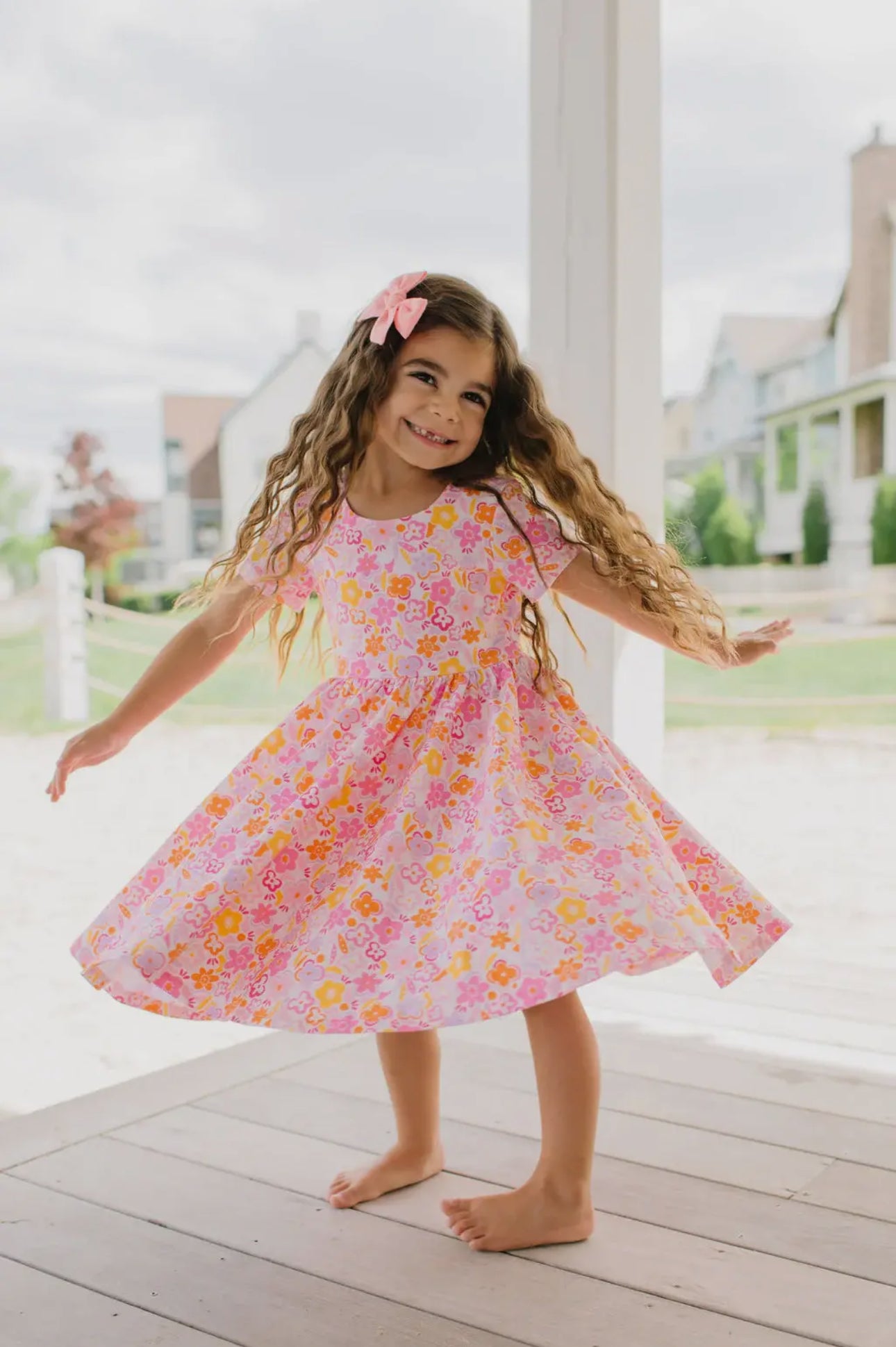Classic Twirl in Retro Flowers