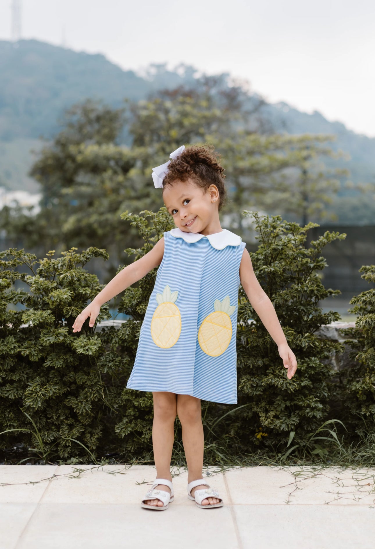 PINEAPPLE BRYAR
DRESS, PERIWINKLE
BITTY STRIPE KNIT