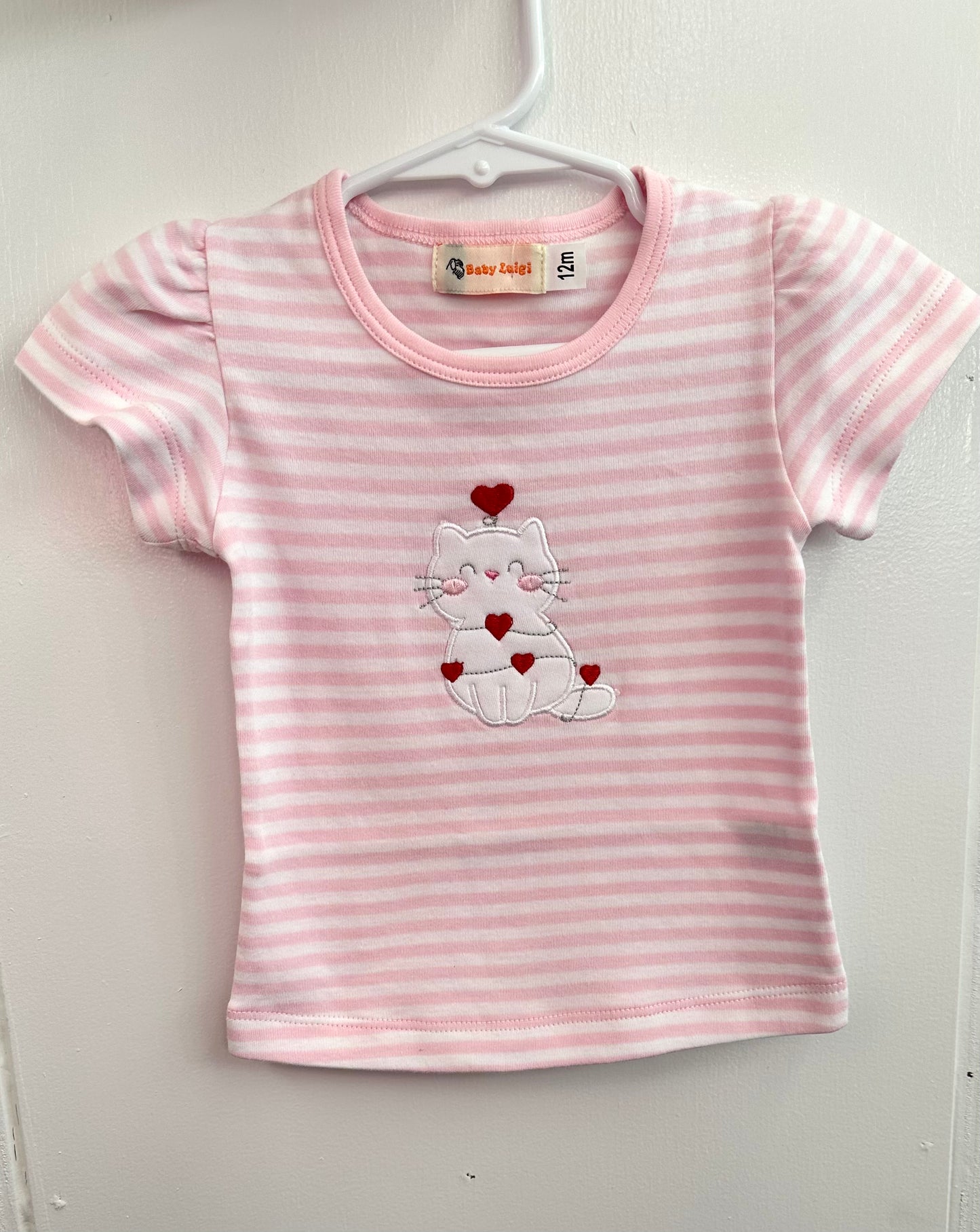 Kitty Wrapped in Hearts T-Shirt