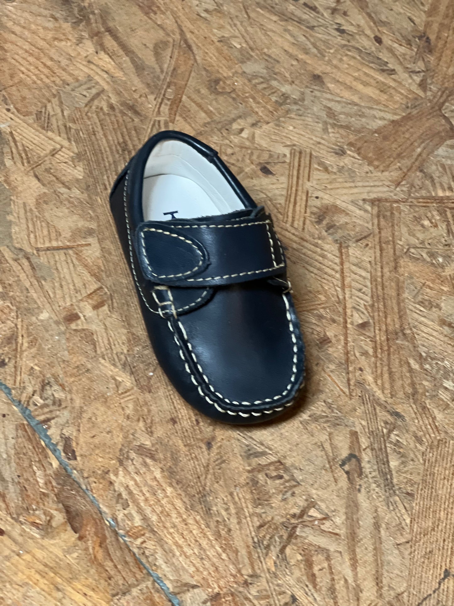 Kone Boys Velcro Loafer