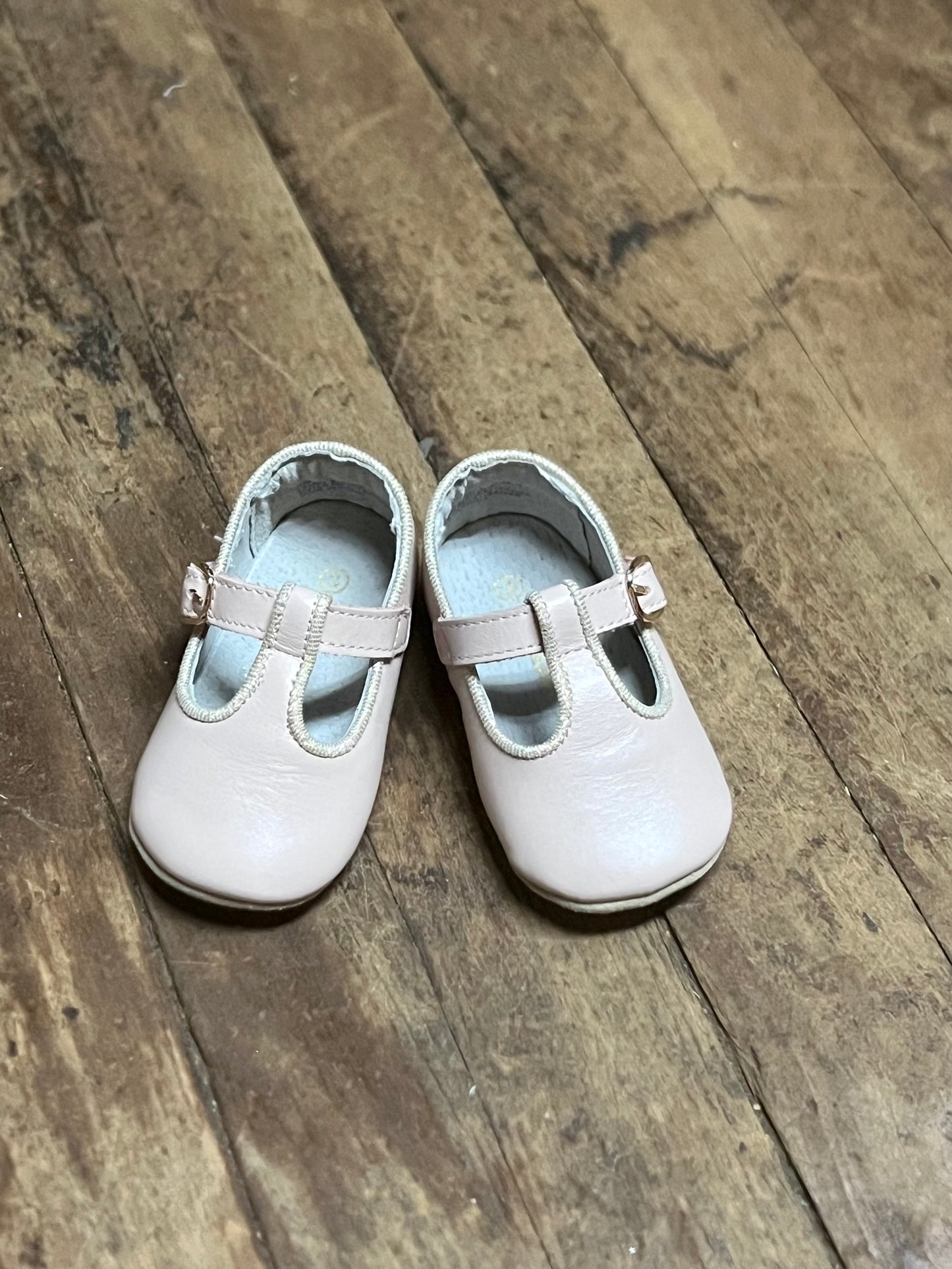 Leather T-Strap Mary Jane Crib Shoes, Blush Pink-Infant