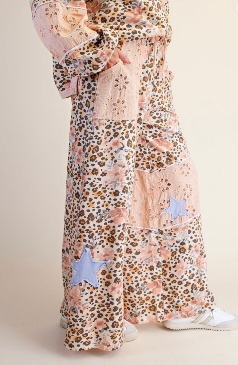 Animal Floral Print Terry Knit Pant
