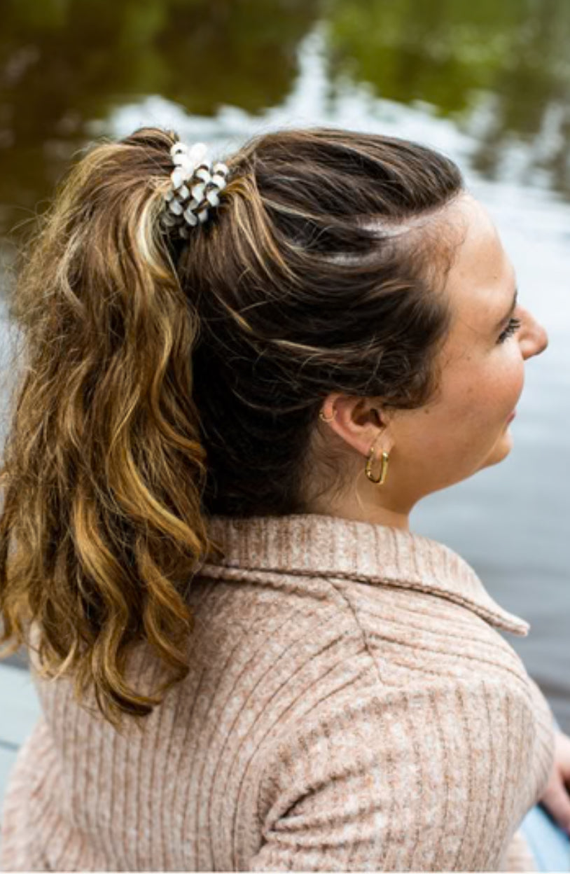 Upstage Beige Large Hair Ties