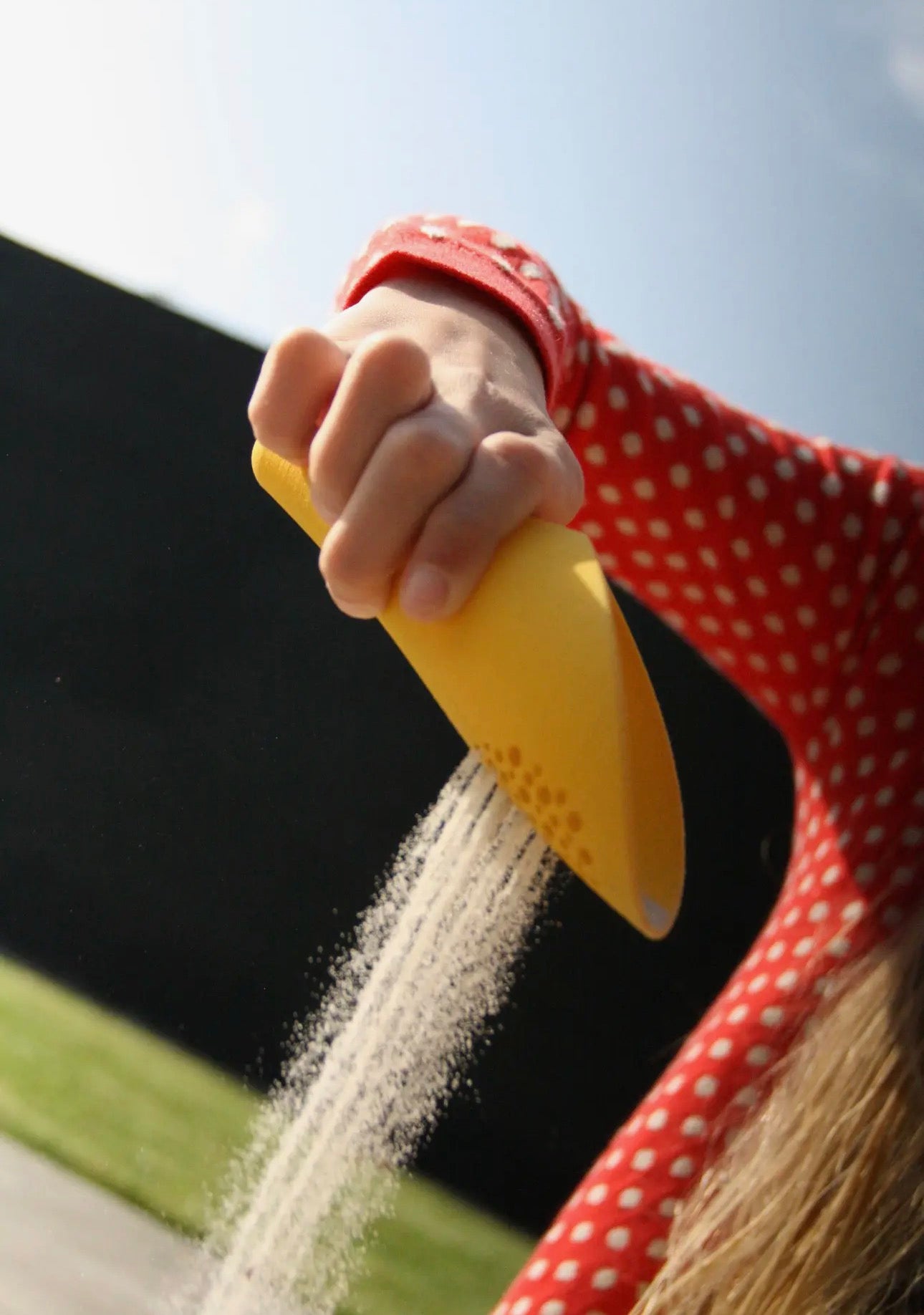 Lagoon- Quut Cuppi Cupping- Shovel, Sifter, and Ball All In One