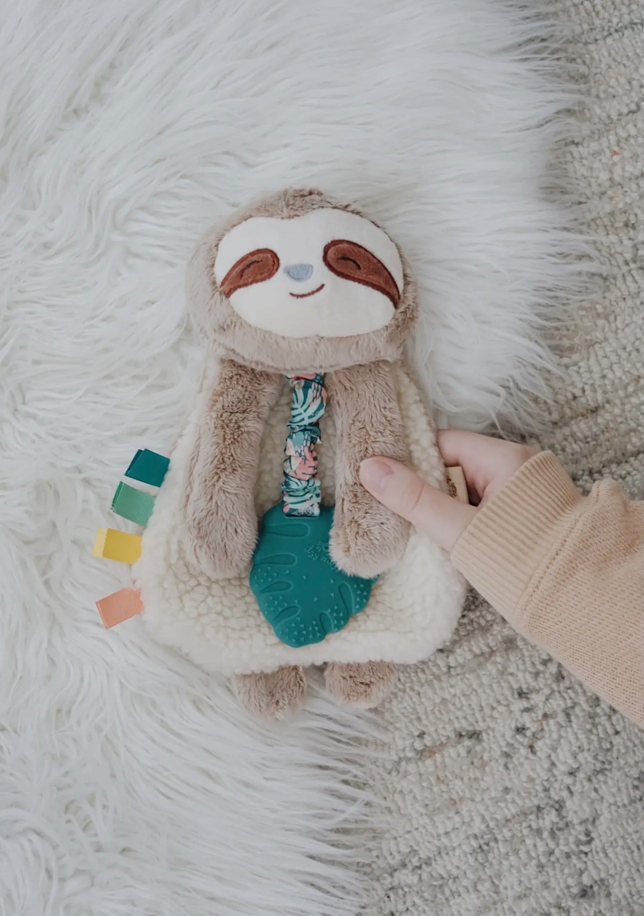 Itzy Friends Lovey Plush-Peyton the Sloth