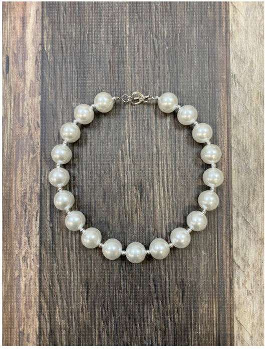 Solid White Chunky Bead Necklace