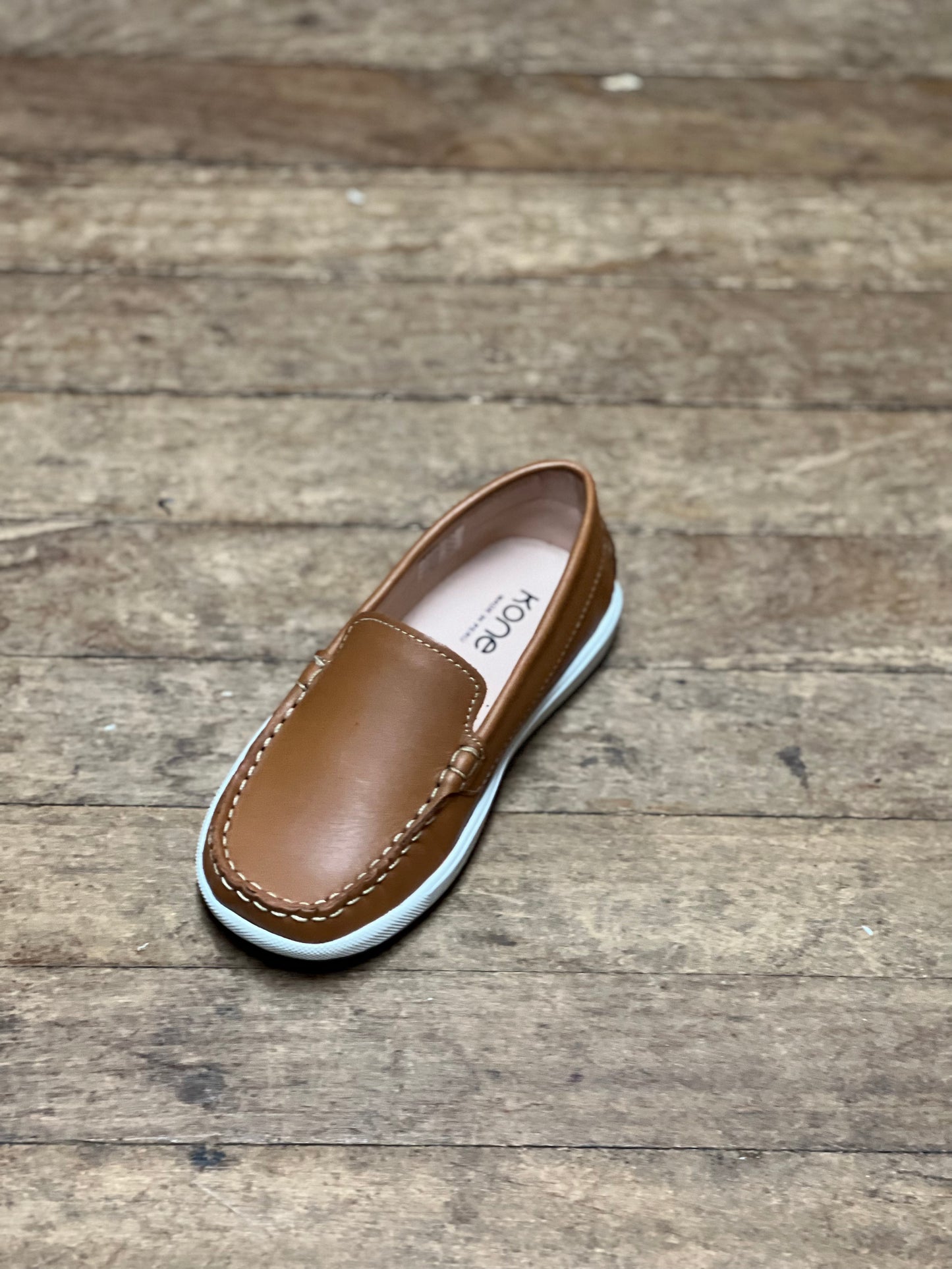 Slip-on loafer in Natural leather