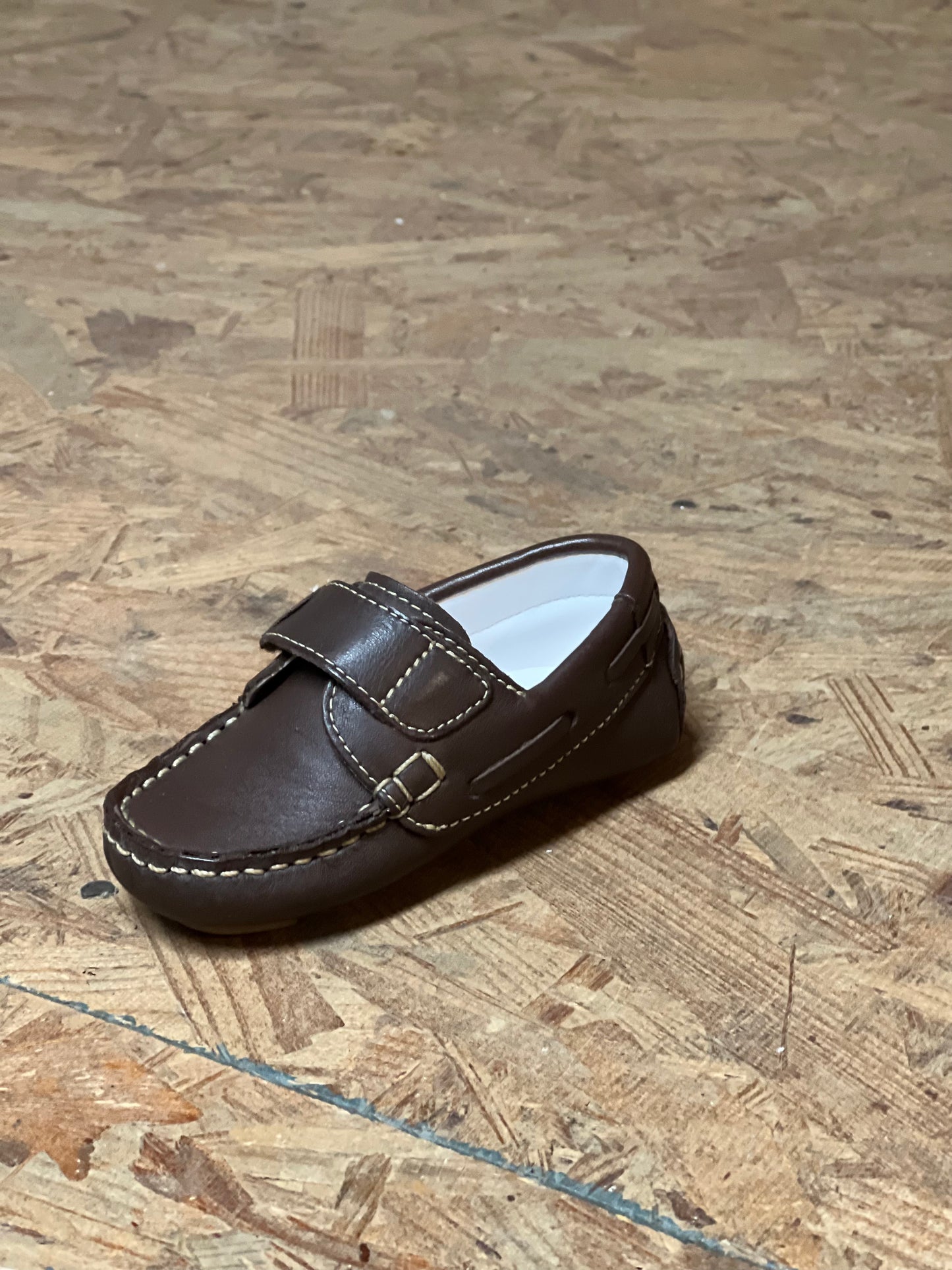 Kone Boys Velcro Loafer