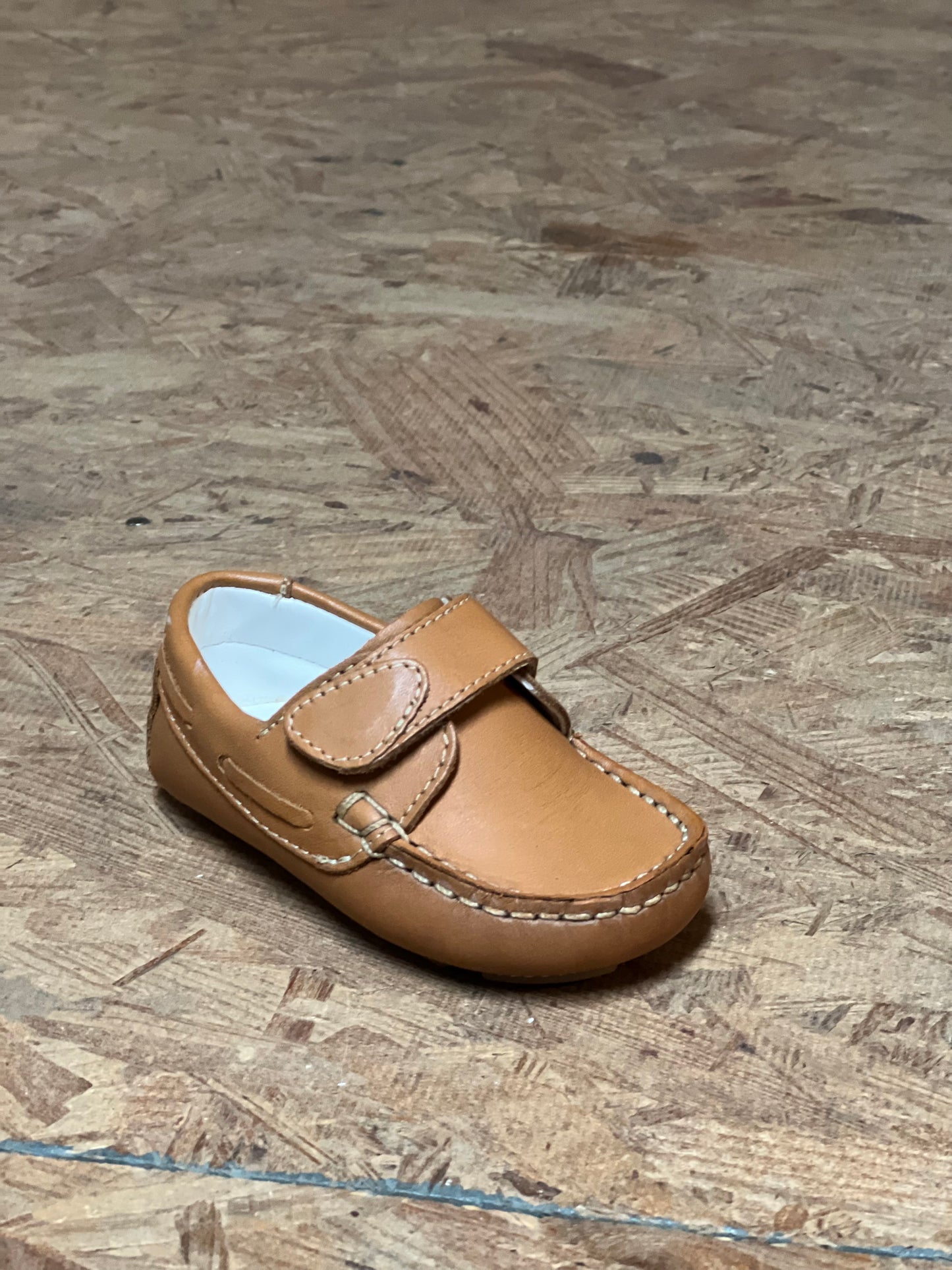 Kone Boys Velcro Loafer